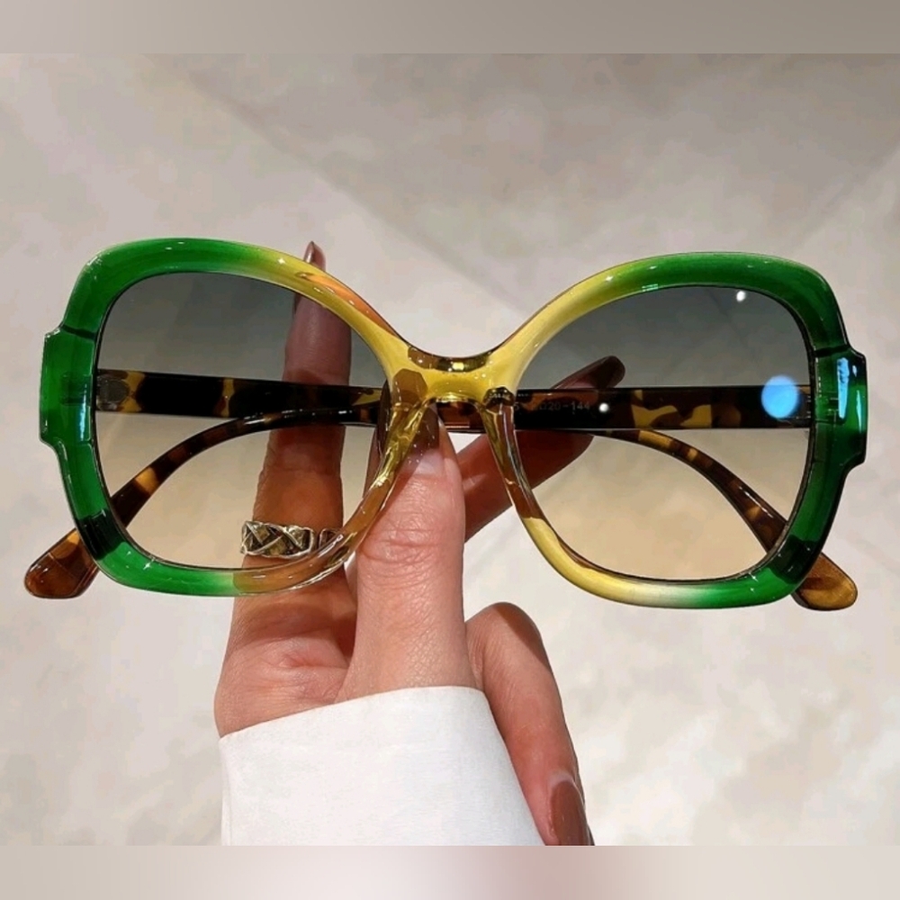 Trendy Ombre Sunglasses